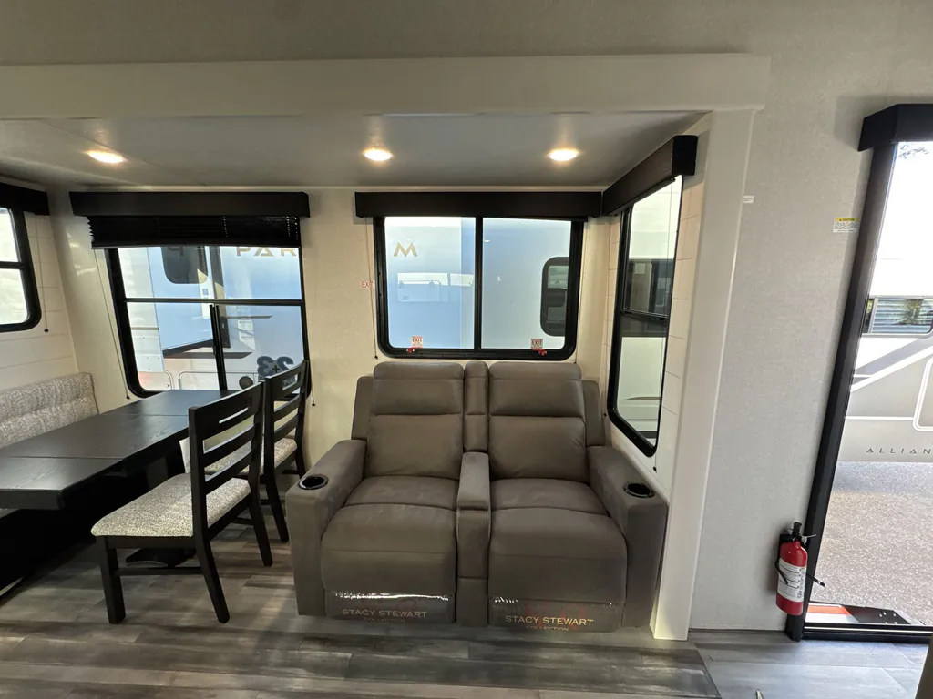2026 Jayco Jay Flight Bungalow 404LOFT DS, Photos photo 7