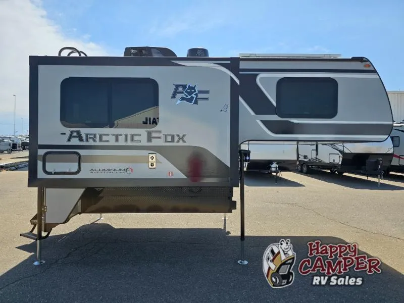 2026 Northwood Arctic Fox Camper 811 - Photo 4