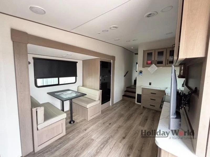2026 Grand Design Reflection 100 Series 24RL - Photo 4