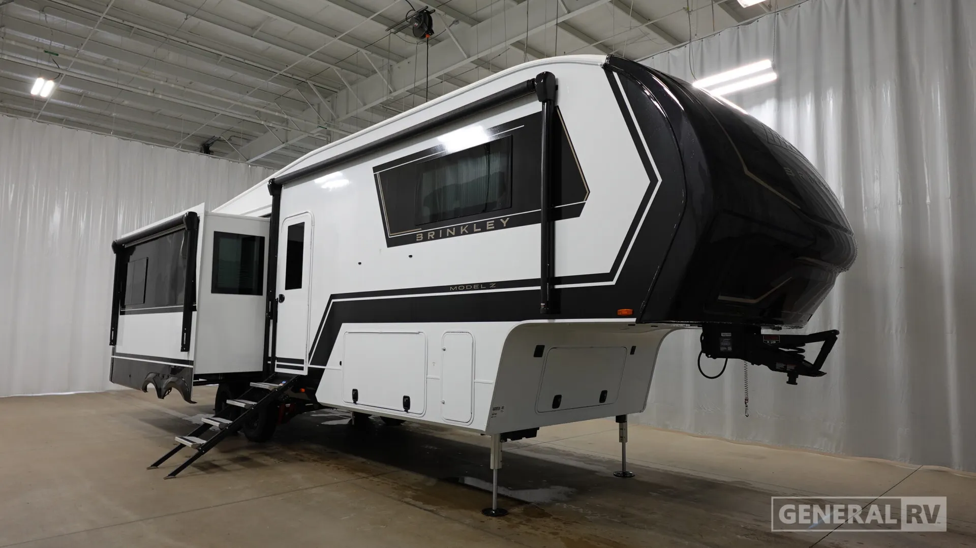 2026 Brinkley Model Z 3100 - Photo 2