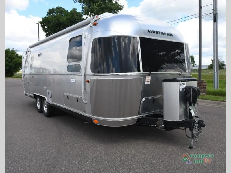 2022 Airstream Flying Cloud 27FB - Photo 2