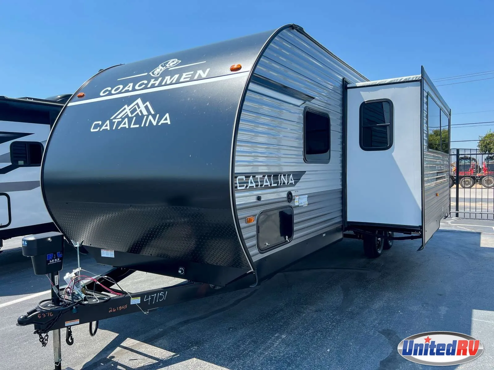 2026 COACHMEN CATALINA 261BHS - Photo 4