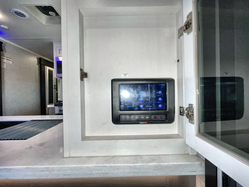 2024 Jayco Seismic Luxury Series 4113, Photos photo 22