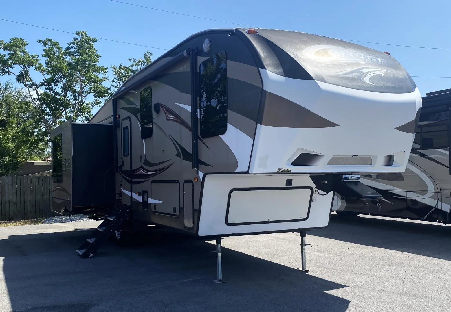 2014 Keystone RV Cougar 313RLI - Main photo