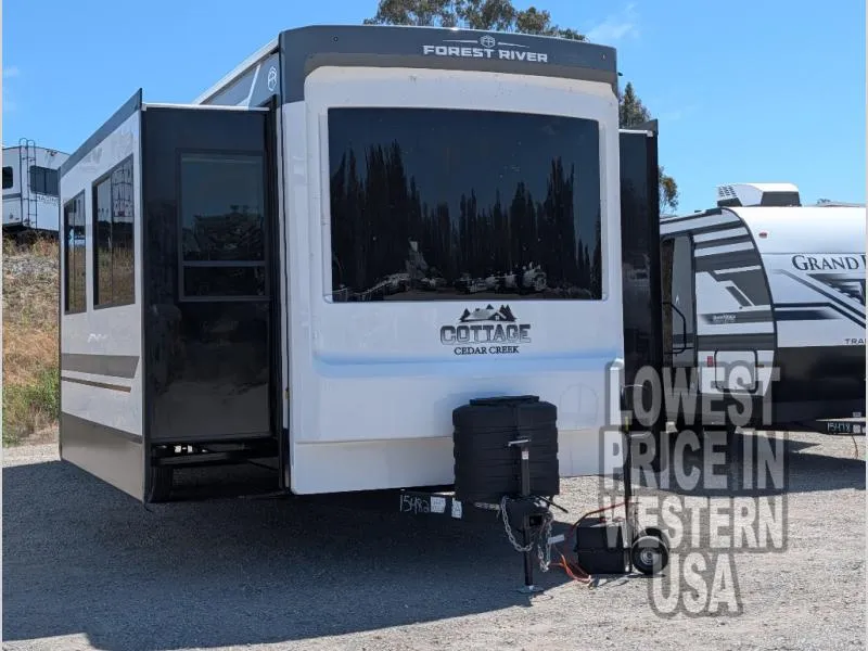 2027 Forest River Cedar Creek Cottage 40CFL2B - Photo 3
