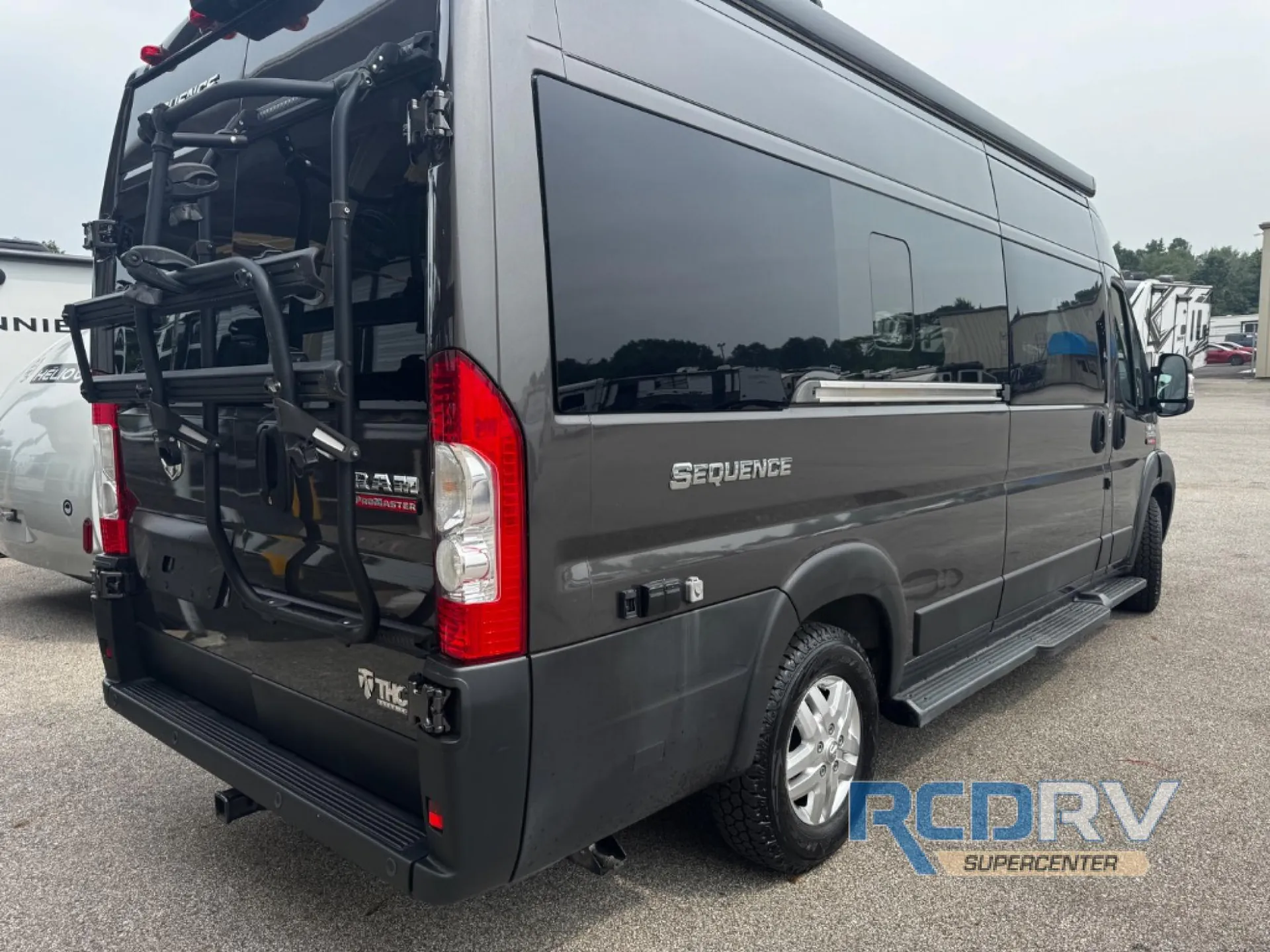 2020 Thor Motor Coach Sequence 20K - Photo 4
