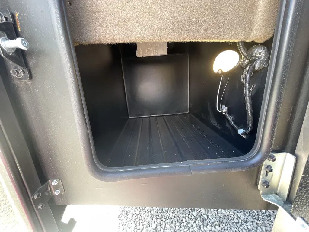 2027 Entegra Coach Accolade 37K, Photos photo 7