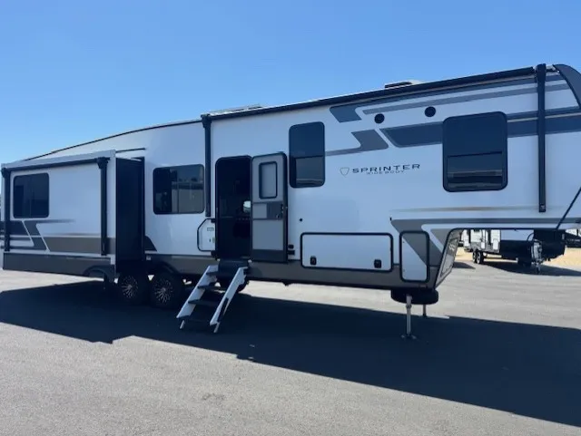 2026 Keystone Sprinter 3520RDS - Photo 4