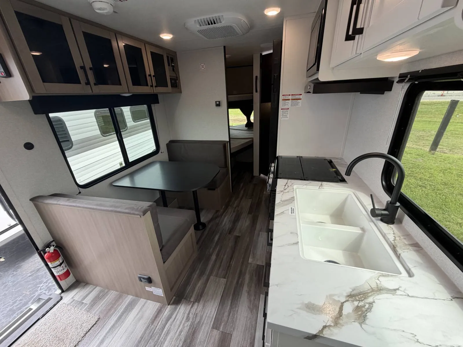 2026 Jayco Jay Flight SLX 211MB - Photo 4