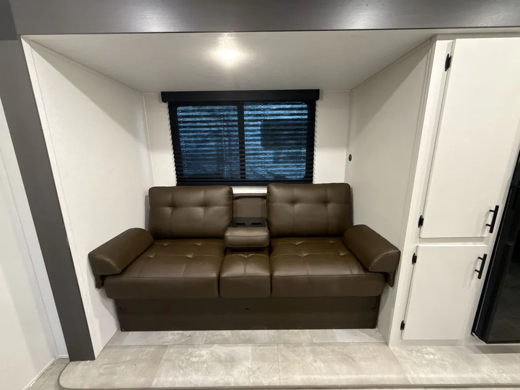 2027 Forest River Tracer 255DS, Photos photo 15