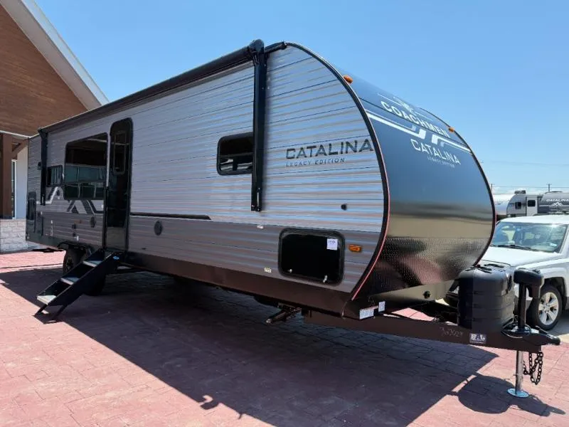 2027 Coachmen Catalina Legacy Edition 283RKS - Photo 2