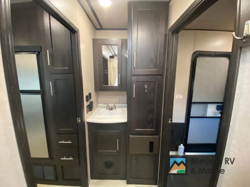 2019 Forest River XLR Hyperlite 29HFS, Photos photo 14