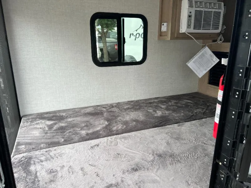 2026 Ember RV E-Series 12FK - Photo 4