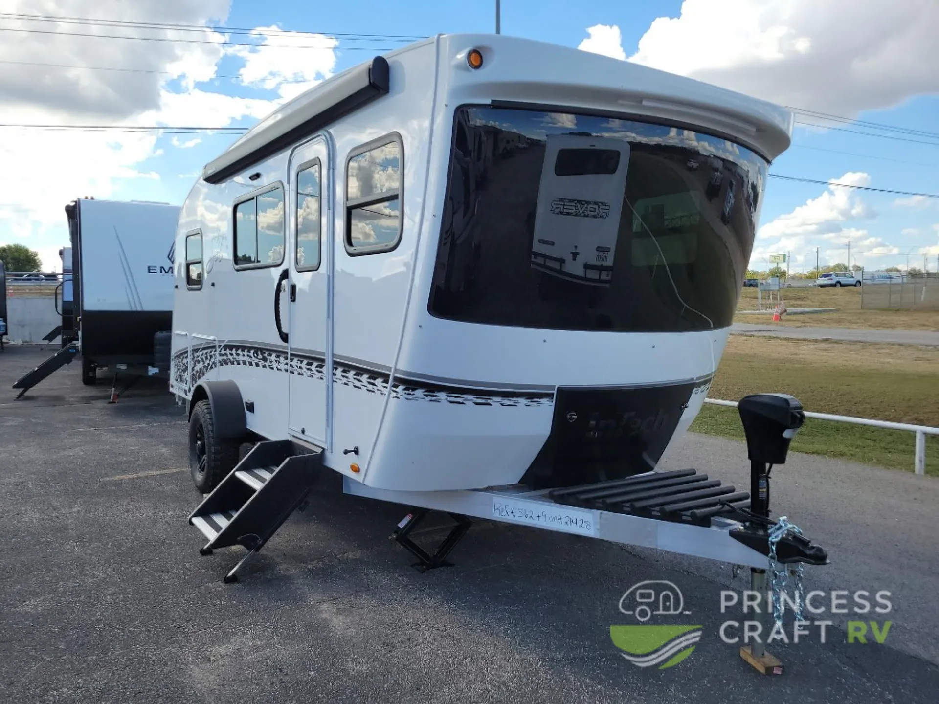 2026 inTech RV Sol Dusk Rover - Photo 3