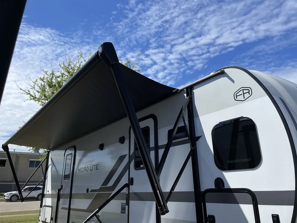 2026 Forest River Flagstaff Micro Lite 25FKB, Photos photo 3