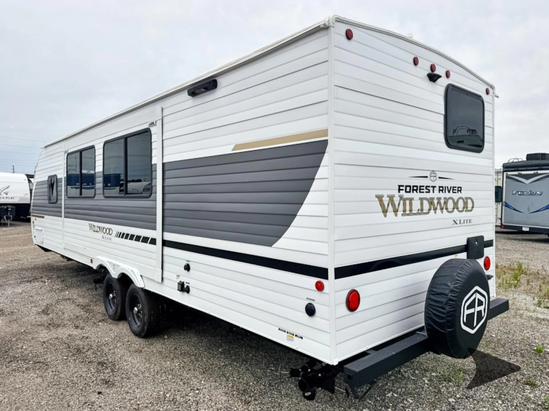 2026 Forest River RV Wildwood X-Lite 26ICE — Photo 5