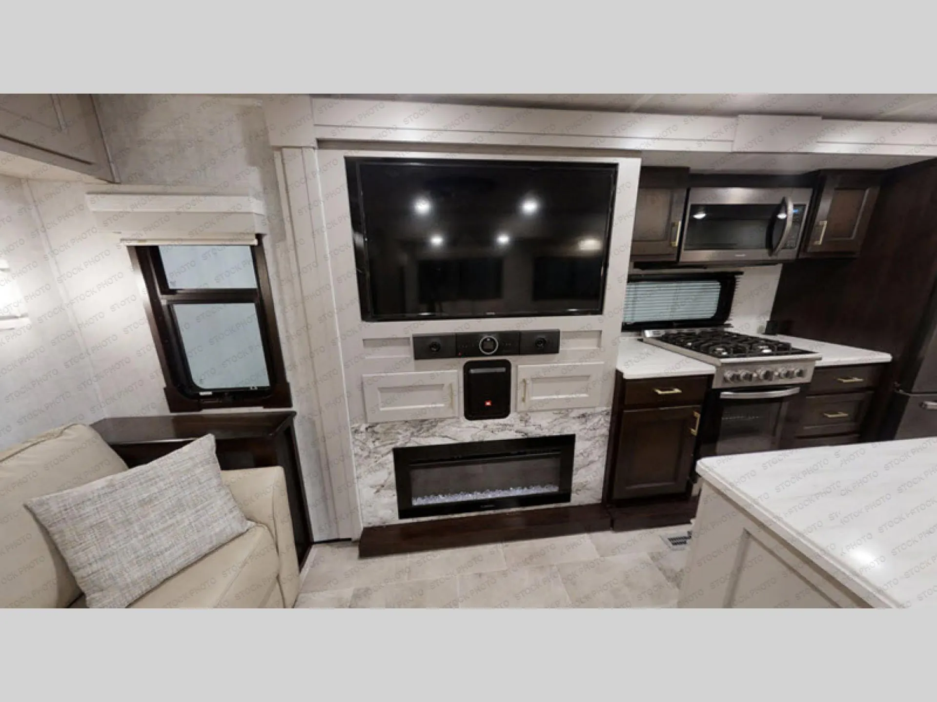 2021 Palomino River Ranch 390RL - Photo 4