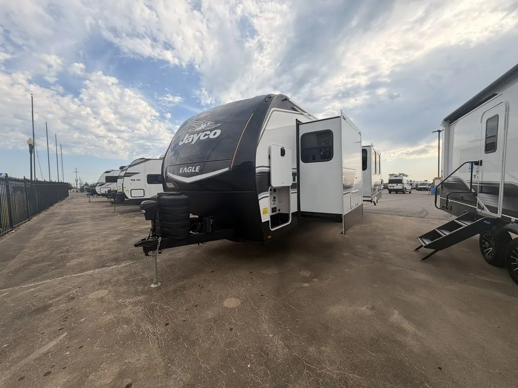 2026 Jayco Eagle 320MKTS - Photo 2