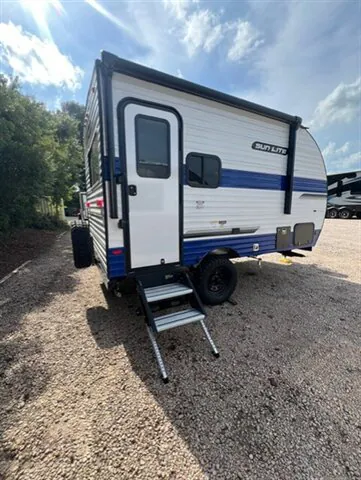 2026 Sunset Park RV Sun Lite 15MBX - Photo 4