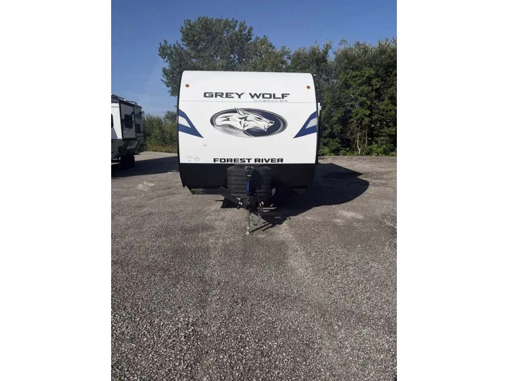 2027 Forest River Cherokee Grey Wolf 26KF, Photos photo 3
