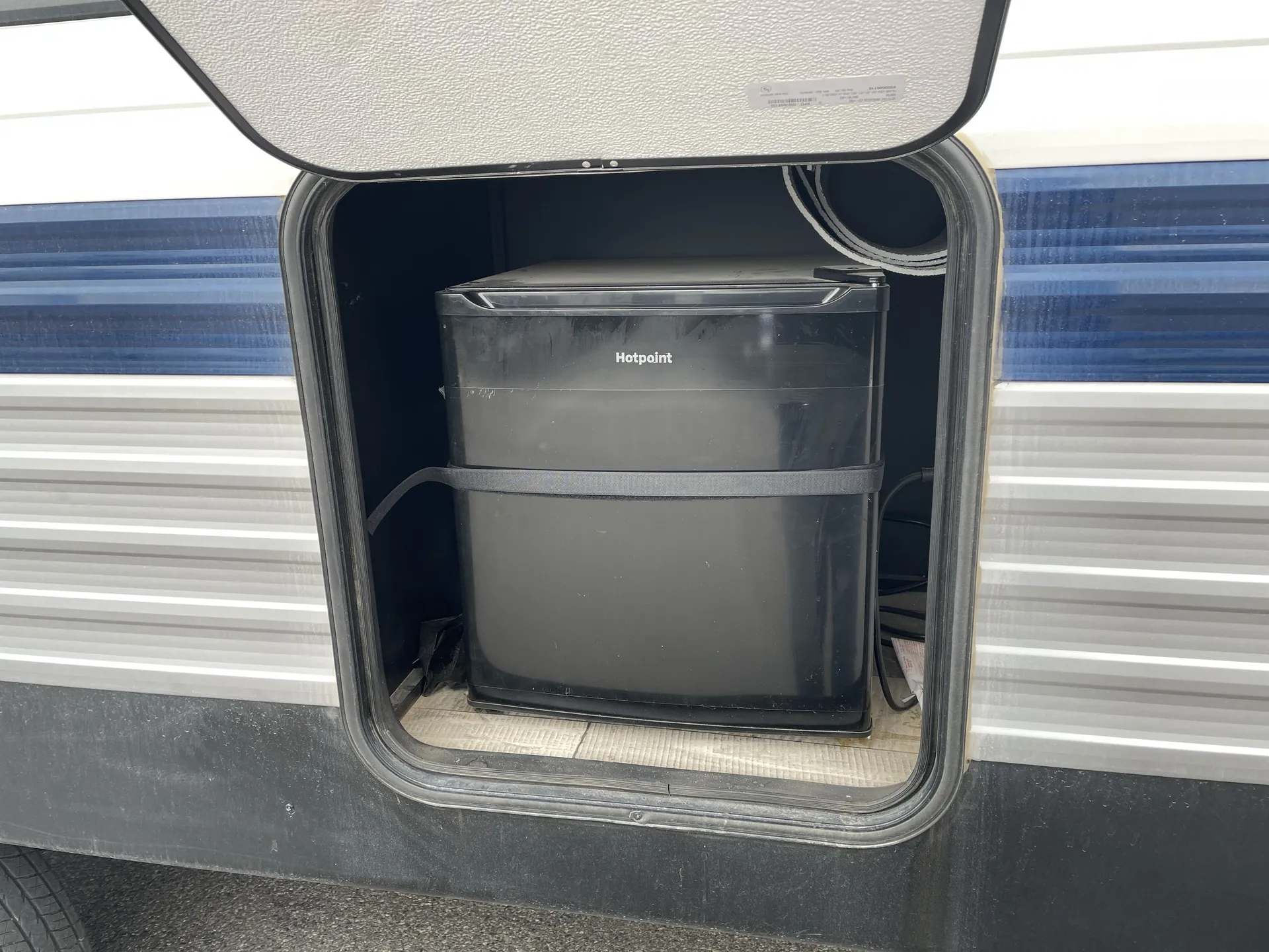 2022 Keystone Springdale 285TLWE - Photo 4