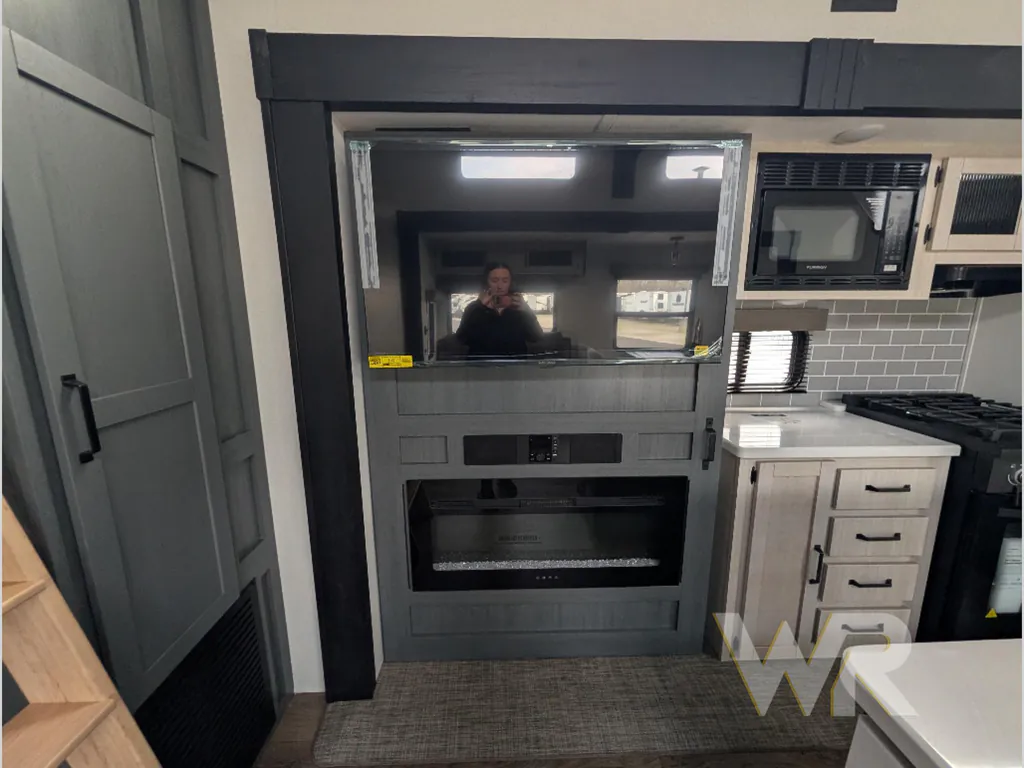 2027 Forest River Puma Vista 421LFT, Photos photo 38
