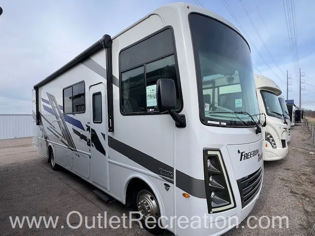 2024 Thor Motor Coach Freedom Traveler A29 - Photo 2
