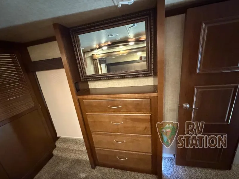 2016 Heartland Landmark 365 Used    Charleston - Photo 2