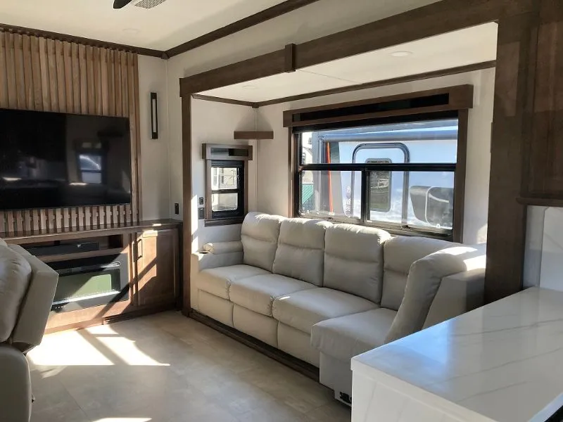 2026 Forest River RiverStone 420RE — Photo 7