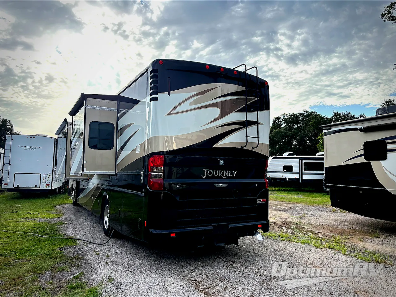 2015 Winnebago Journey 40R - Photo 3
