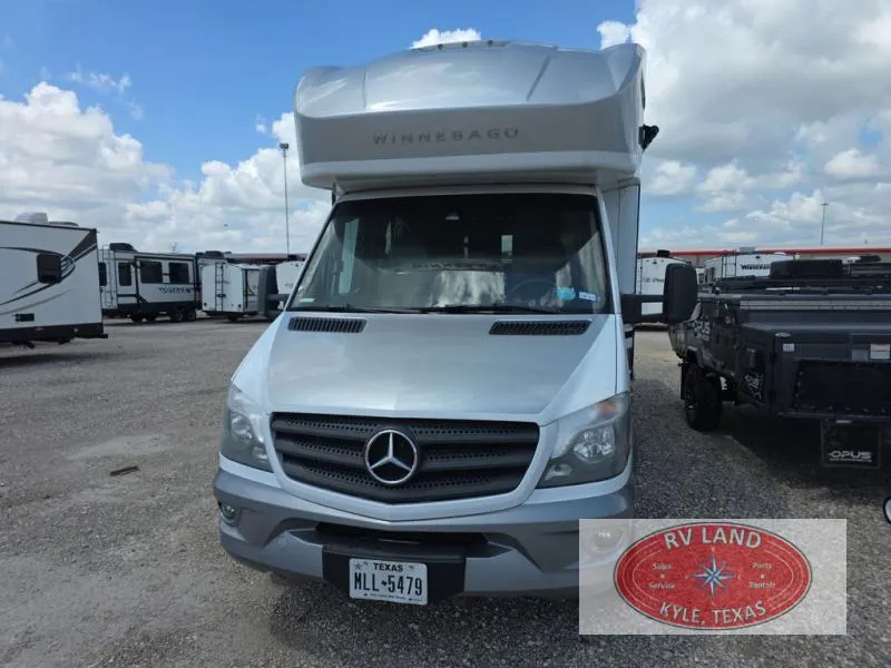 2017 Winnebago View 24V - Photo 2