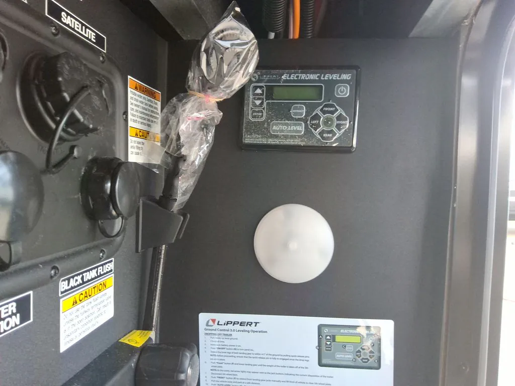 2027 Forest River RV WOLVERINE 32JF, Photos photo 10