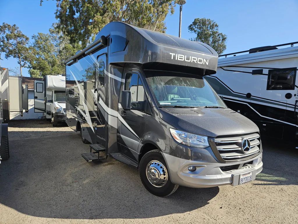 2021 Thor Motor Coach Tiburon 24FB, Photos photo 43
