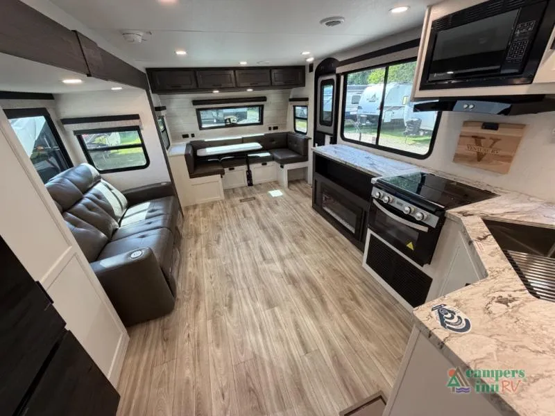 2026 Venture RV Stratus 282VFD - Photo 2