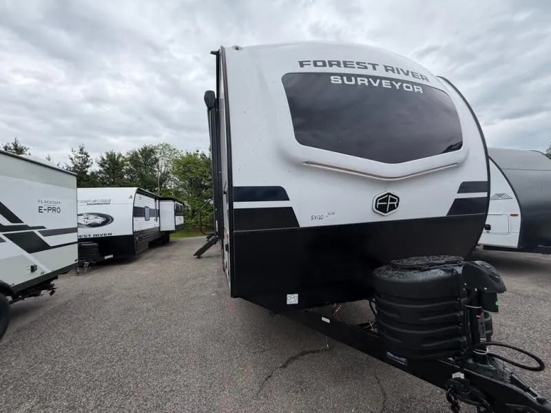2026 Forest River Grand Surveyor 253RLS - Photo 4