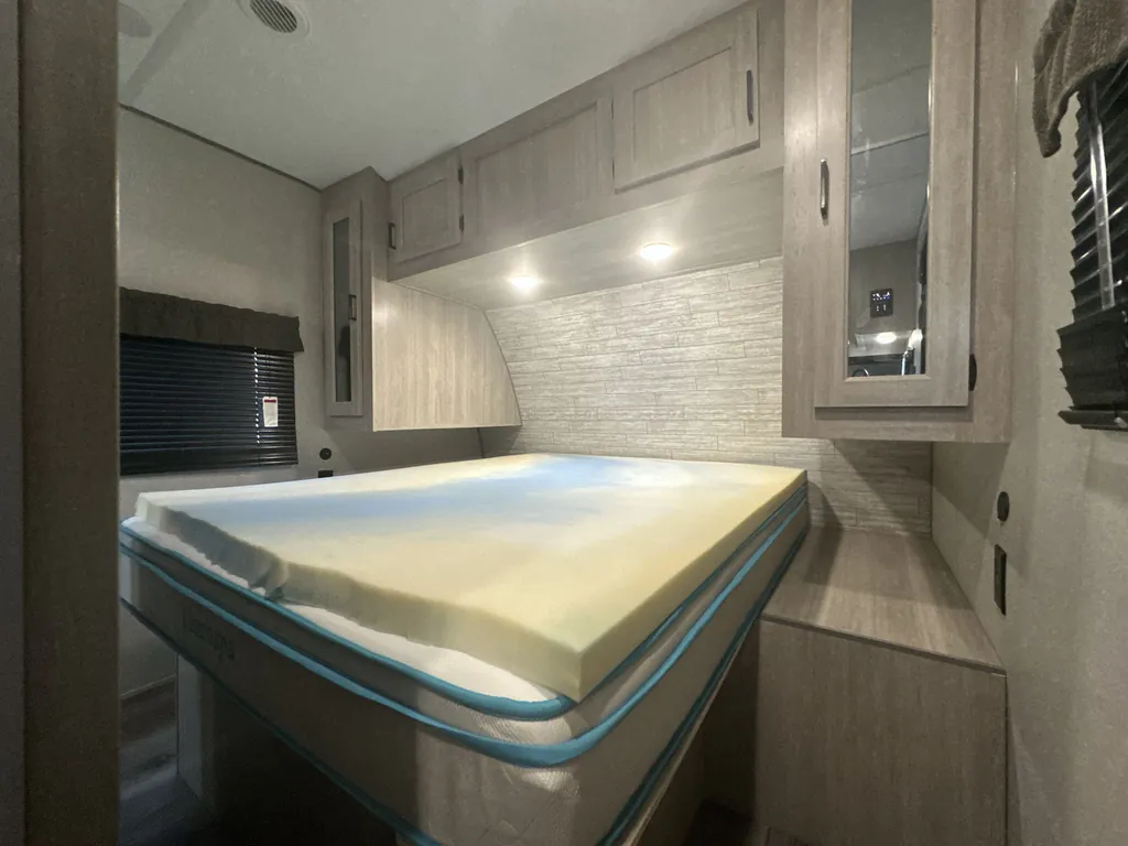 2024 Coachmen Catalina Legacy Edition 243RBS, Photos photo 26
