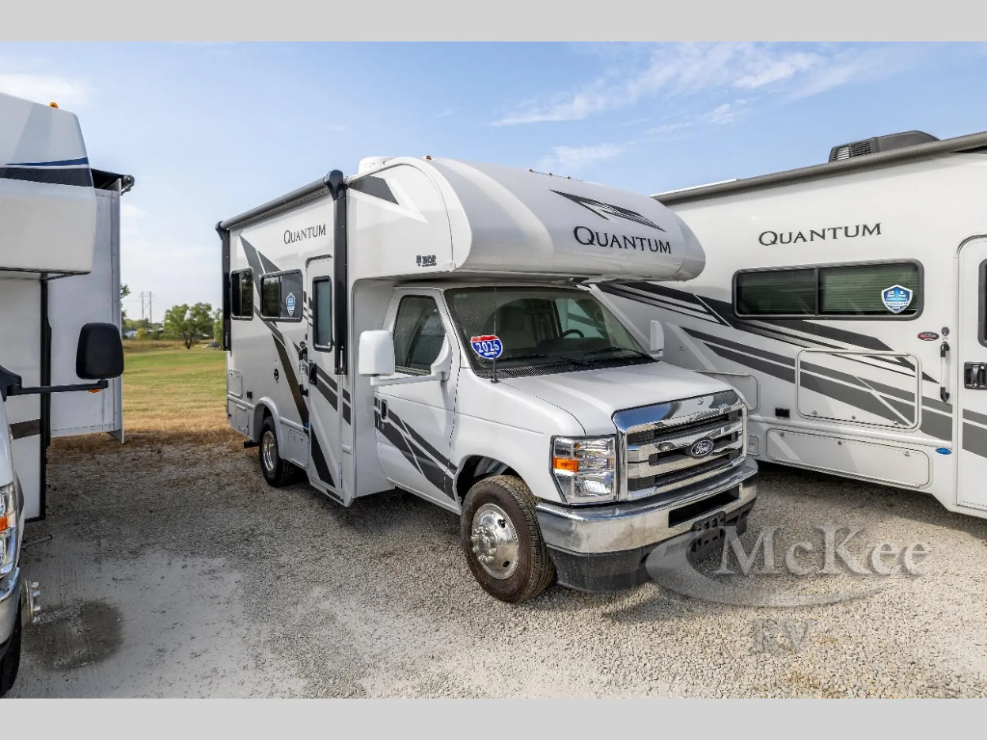 2026 Thor Motor Coach Quantum LC19 - Photo 2