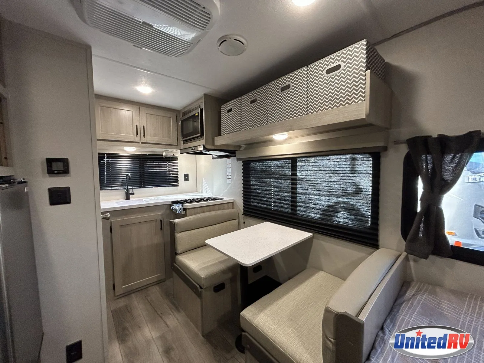 2026 Coachmen Catalina Summit Series 7 134RKX - Photo 3