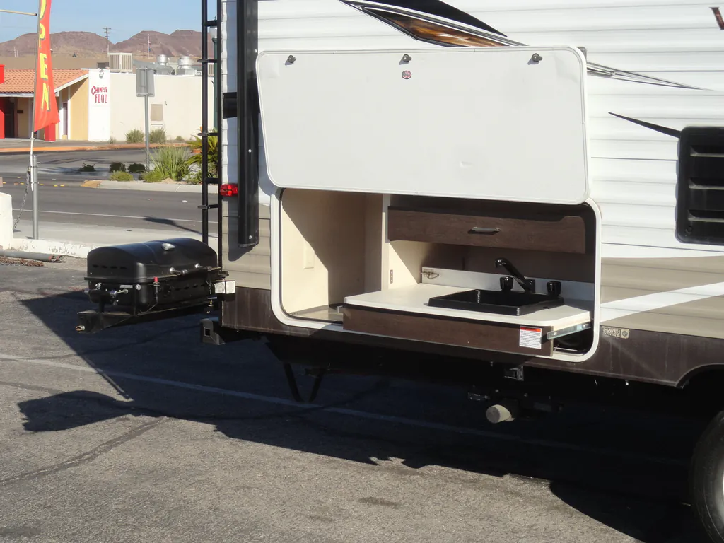 2019 Forest River Wildwood X-Lite 241BHXL, Photos photo 4