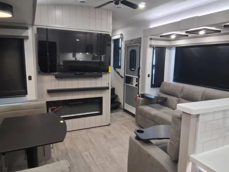 2027 Jayco North Point 391TBBH, Photos photo 6