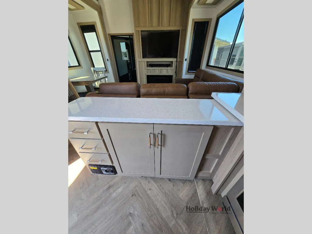 2026 Keystone Raptor 441, Photos photo 11