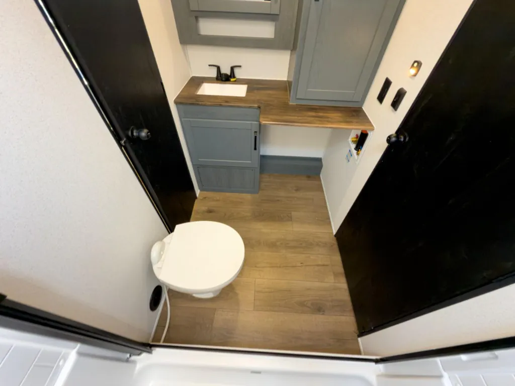 2027 Forest River Solaire 3150TBSS, Photos photo 40