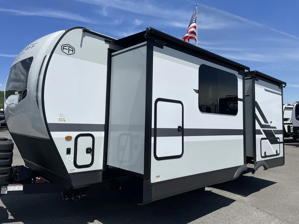2026 Forest River Flagstaff Micro Lite 25MBR, Photos photo 6