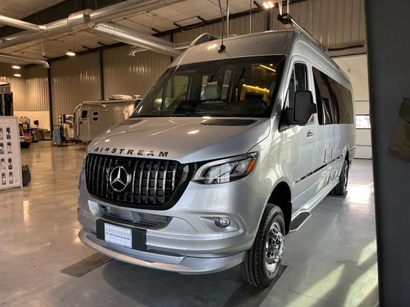 2026 Airstream Interstate 24GT New    Std. Model - Photo 3