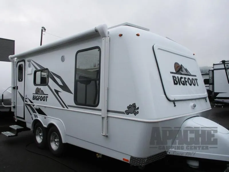 2026 Bigfoot Industries Bigfoot 2500 Series 21FB - Main photo