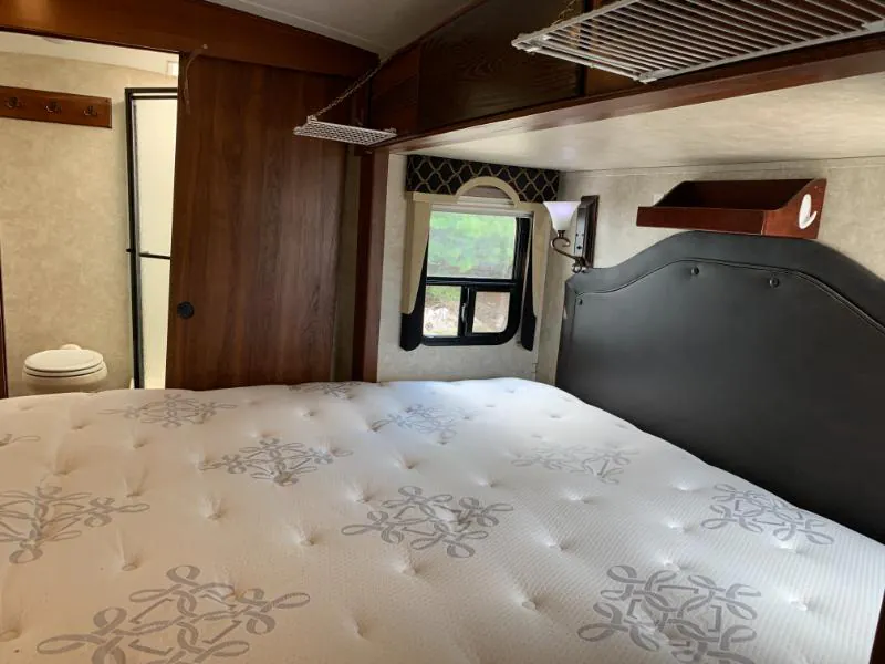 2014 Keystone Montana 3100RL, Photos photo 42