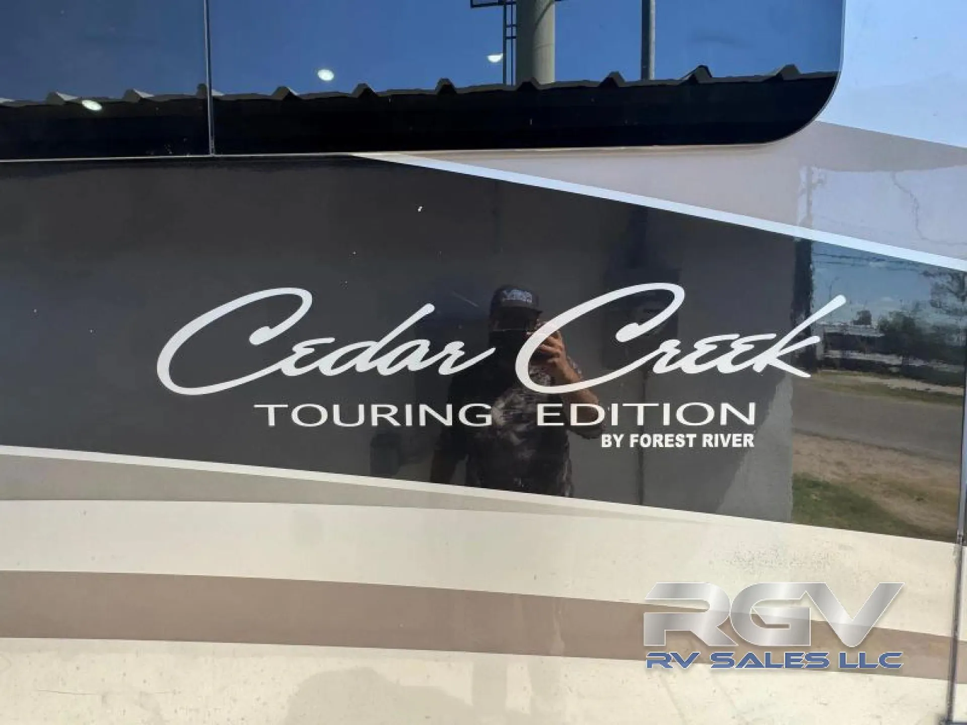 2015 Forest River Cedar Creek 36CKTS — Photo 6