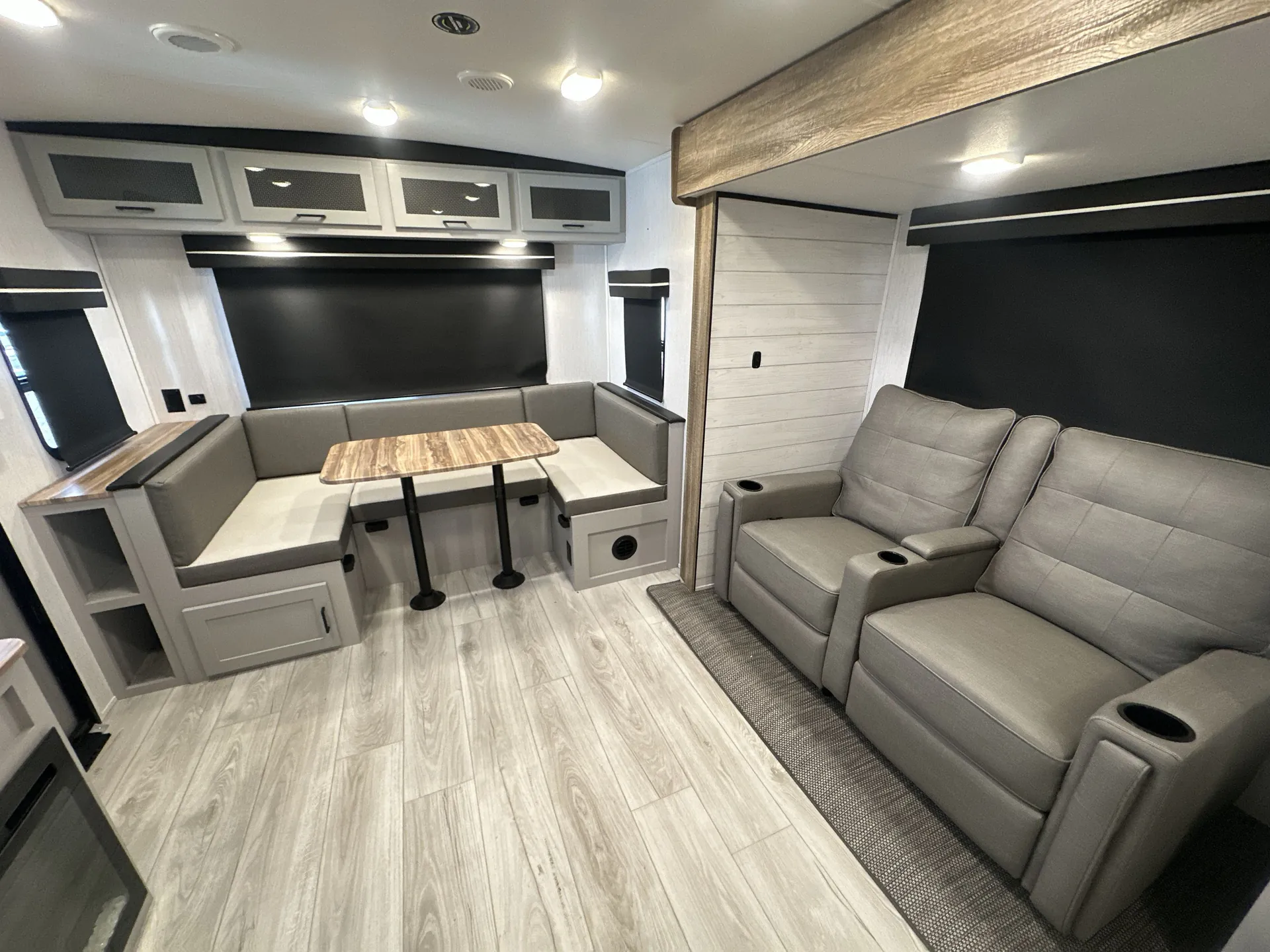 2023 Heartland North Trail 26RLX - Photo 4