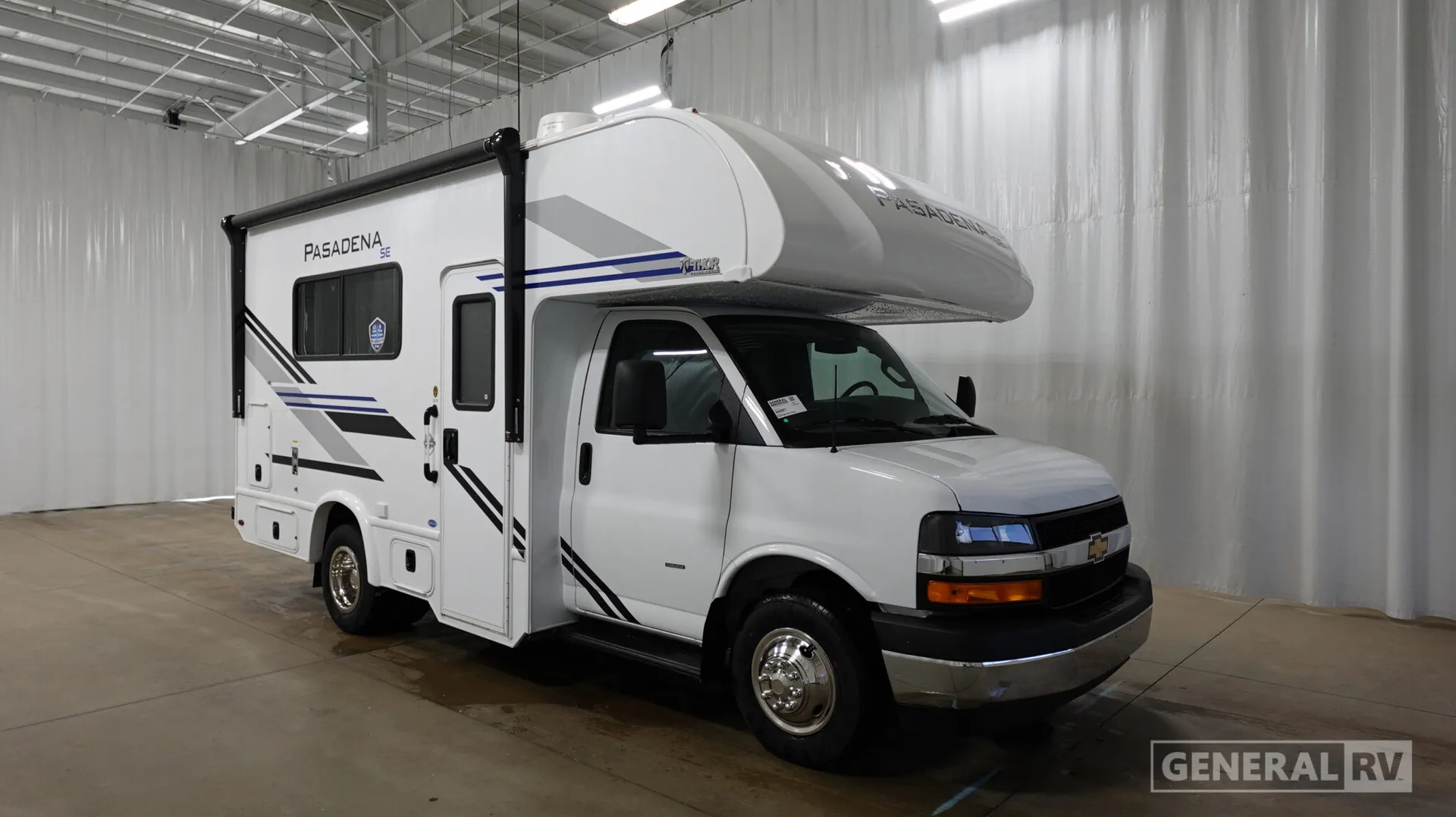 2026 Thor Motor Coach Pasadena SE SX19 Chevy - Photo 2