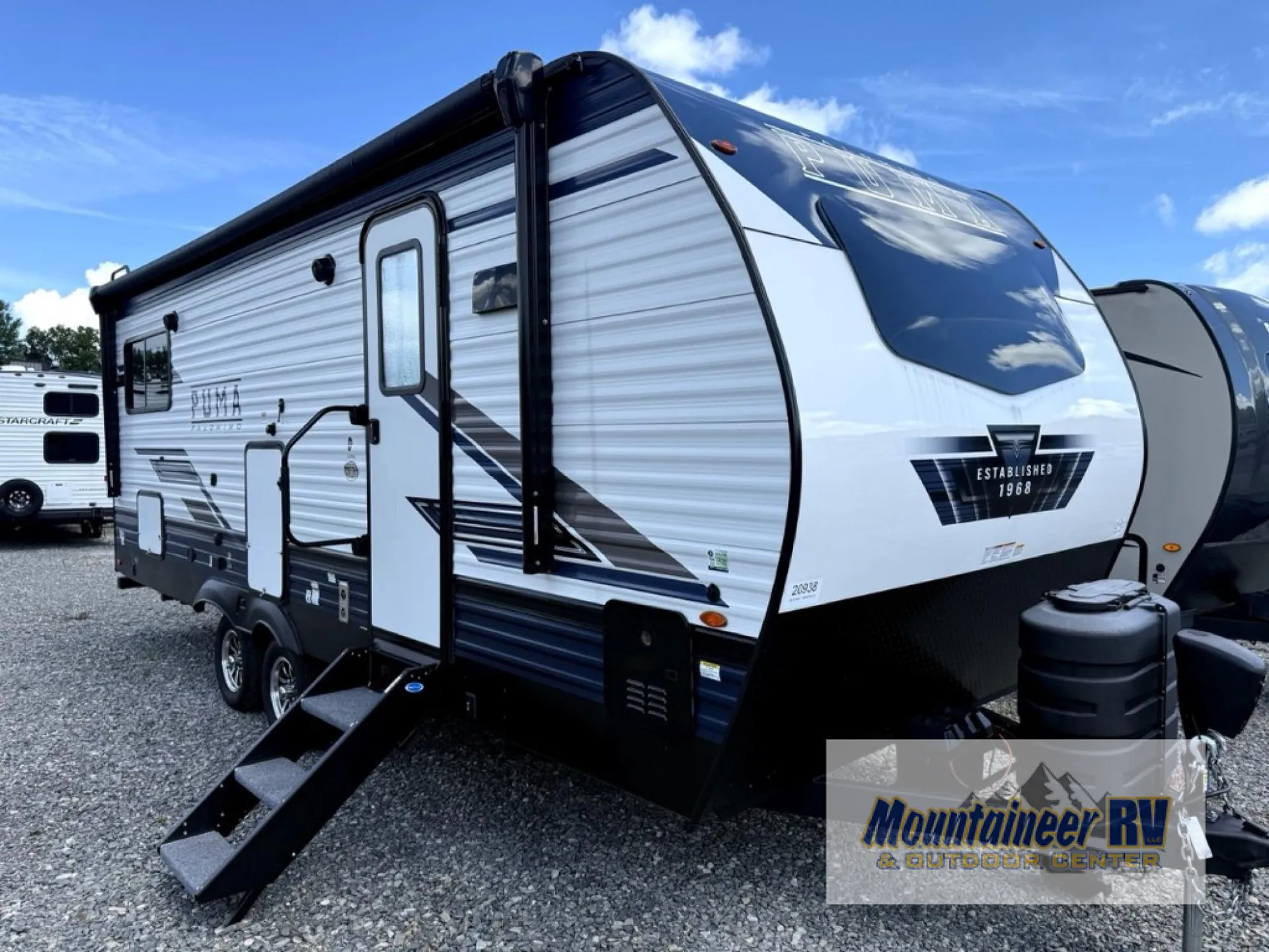 2024 Palomino Puma 22FKQ - Photo 3